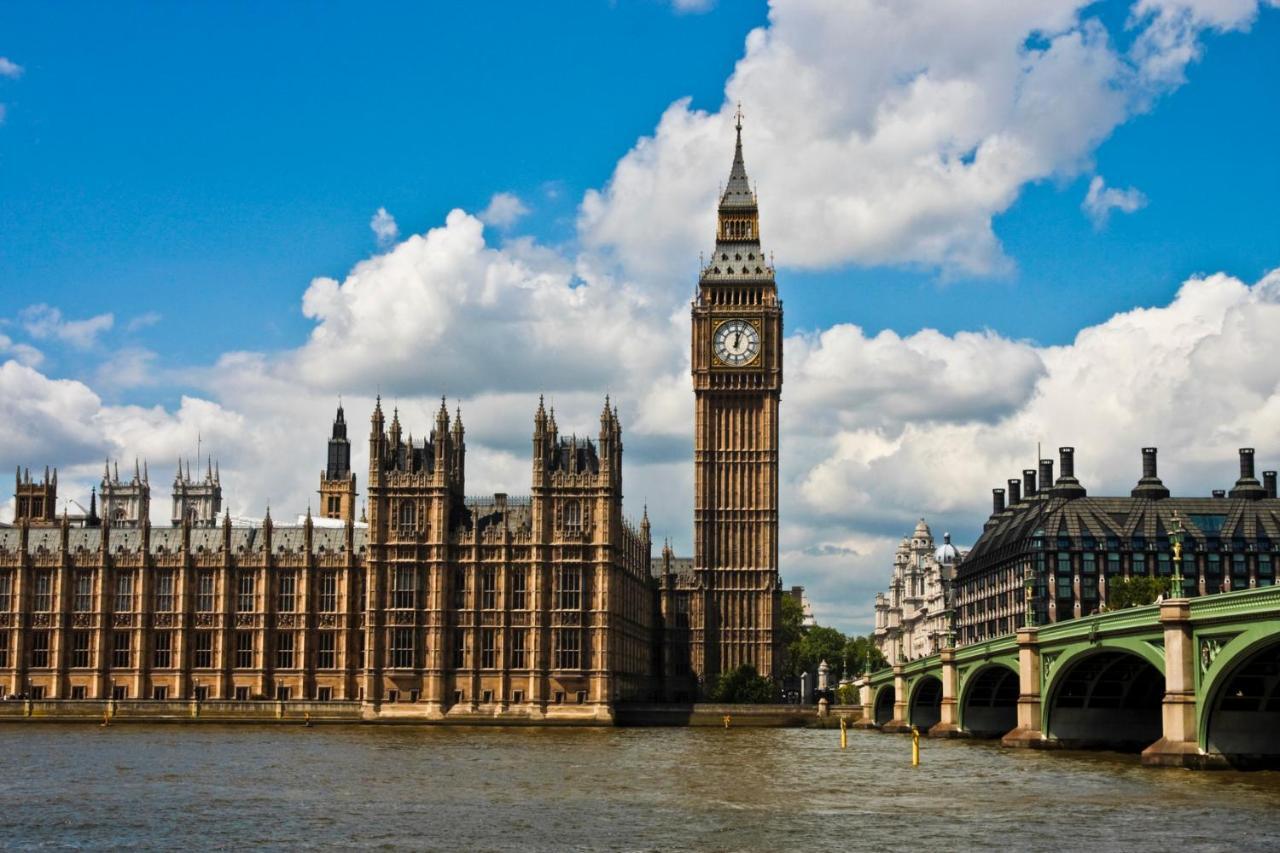 Amazing London Hotel ภายนอก รูปภาพ